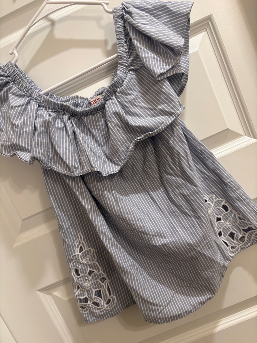 ✨Merona Off Shoulder Striped Top✨ - Picture 3 of 5